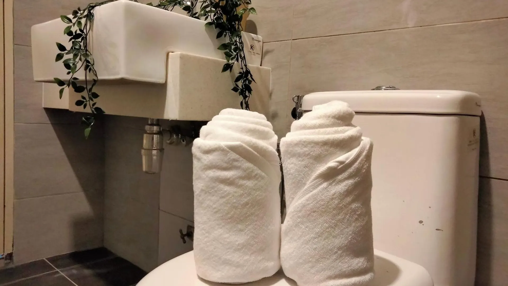 Apartment Arte Plus Residence Ampang Klcc, Homebrickz Kuala Lumpur